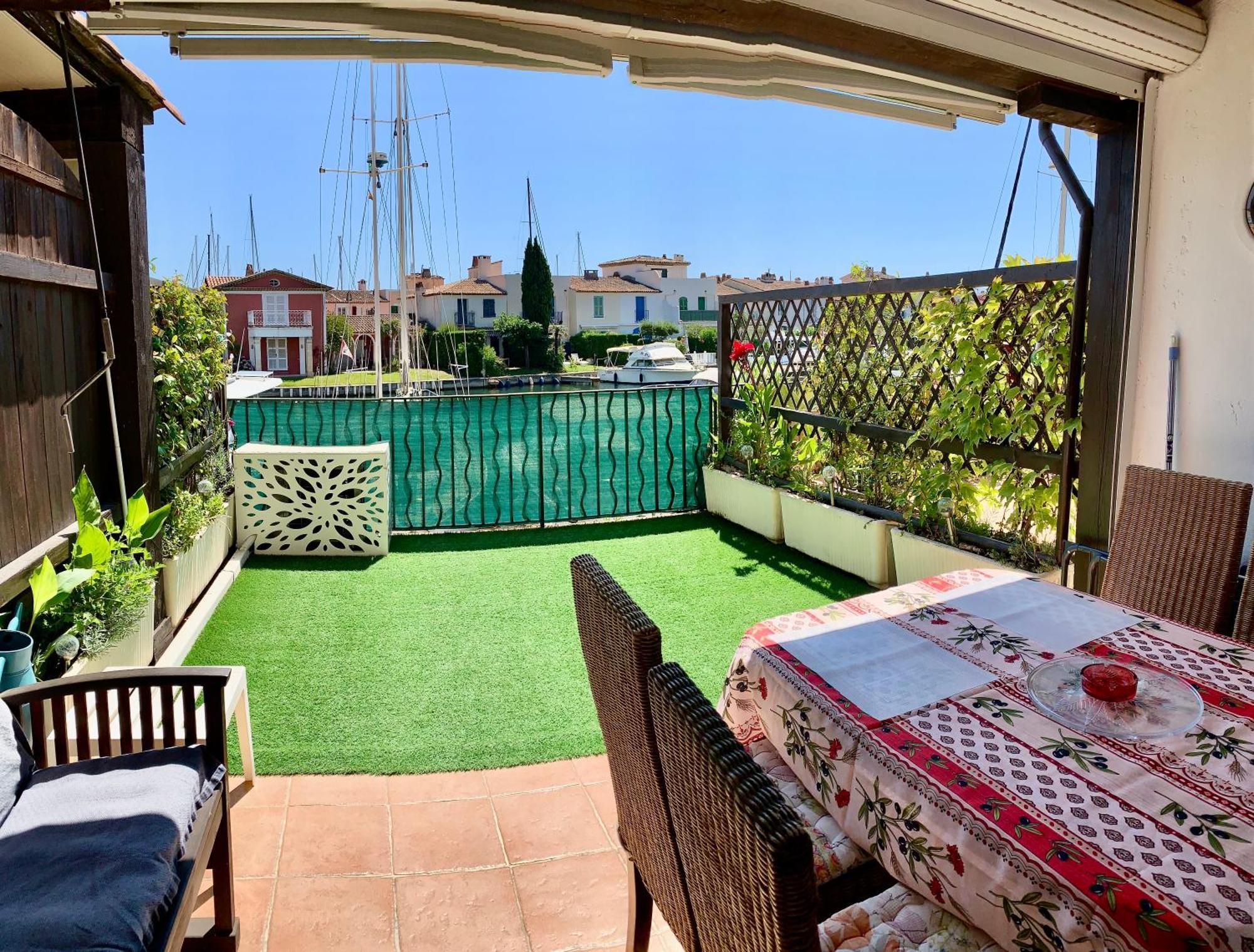 Appartement Rue De L'Amarrage A Port Grimaud Avec Terrasse Vue Canaux Et Garage Exterior photo