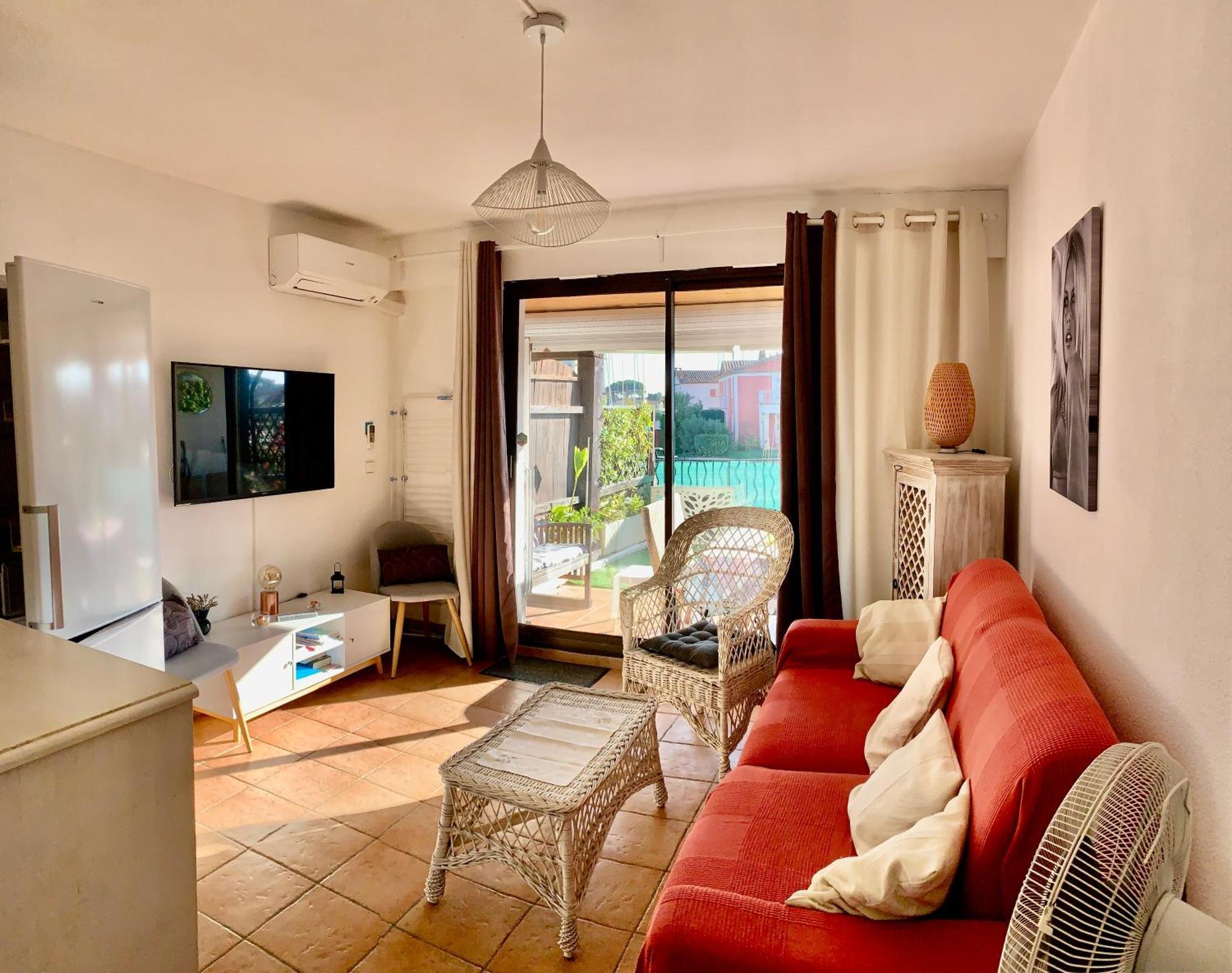 Appartement Rue De L'Amarrage A Port Grimaud Avec Terrasse Vue Canaux Et Garage Exterior photo