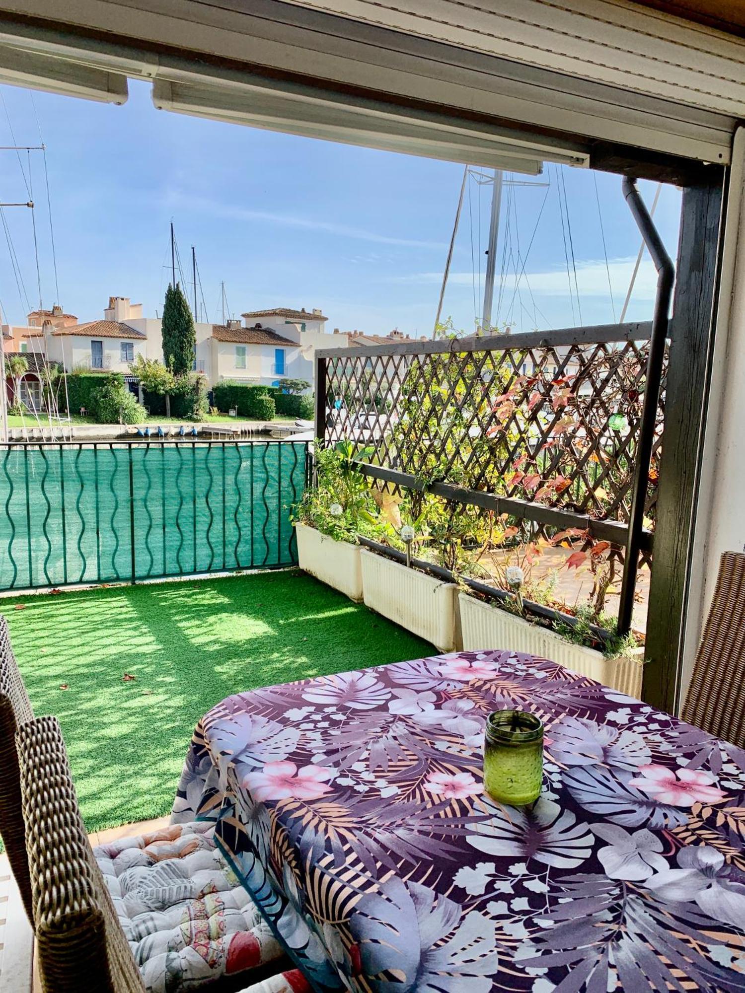 Appartement Rue De L'Amarrage A Port Grimaud Avec Terrasse Vue Canaux Et Garage Exterior photo